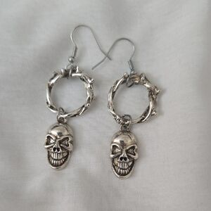 Gothic Silver Skull Hoop Dangle Earrings Punk Style Skull Hoop Earrings Rare New
